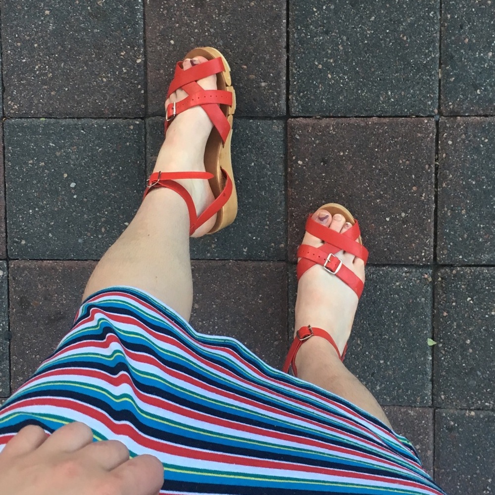 RARE vintage red 1940s Flexiclogs